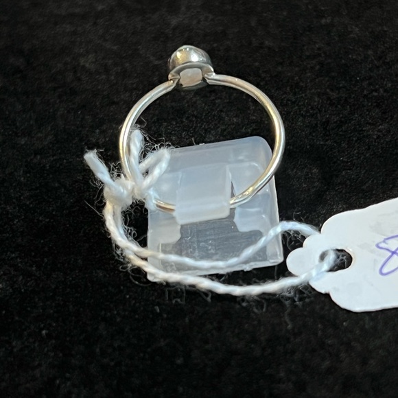 🫶2/$20 Opal Sterling silver ring size 8 - Picture 2 of 6